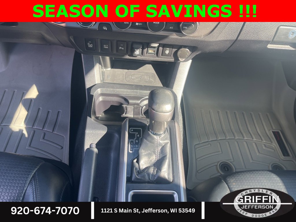 Used 2020 Toyota Tacoma Limited image 10