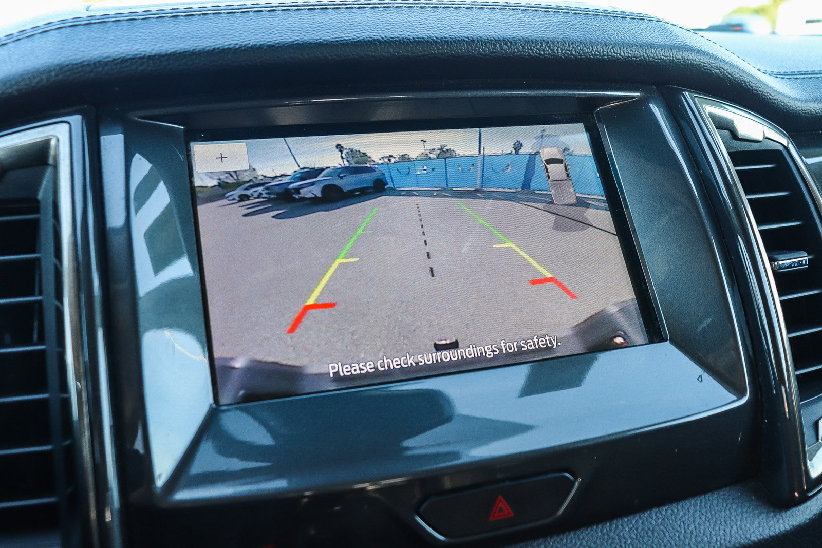 Used 2020 Ford Ranger Lariat w/ Trailer Tow Package image 27