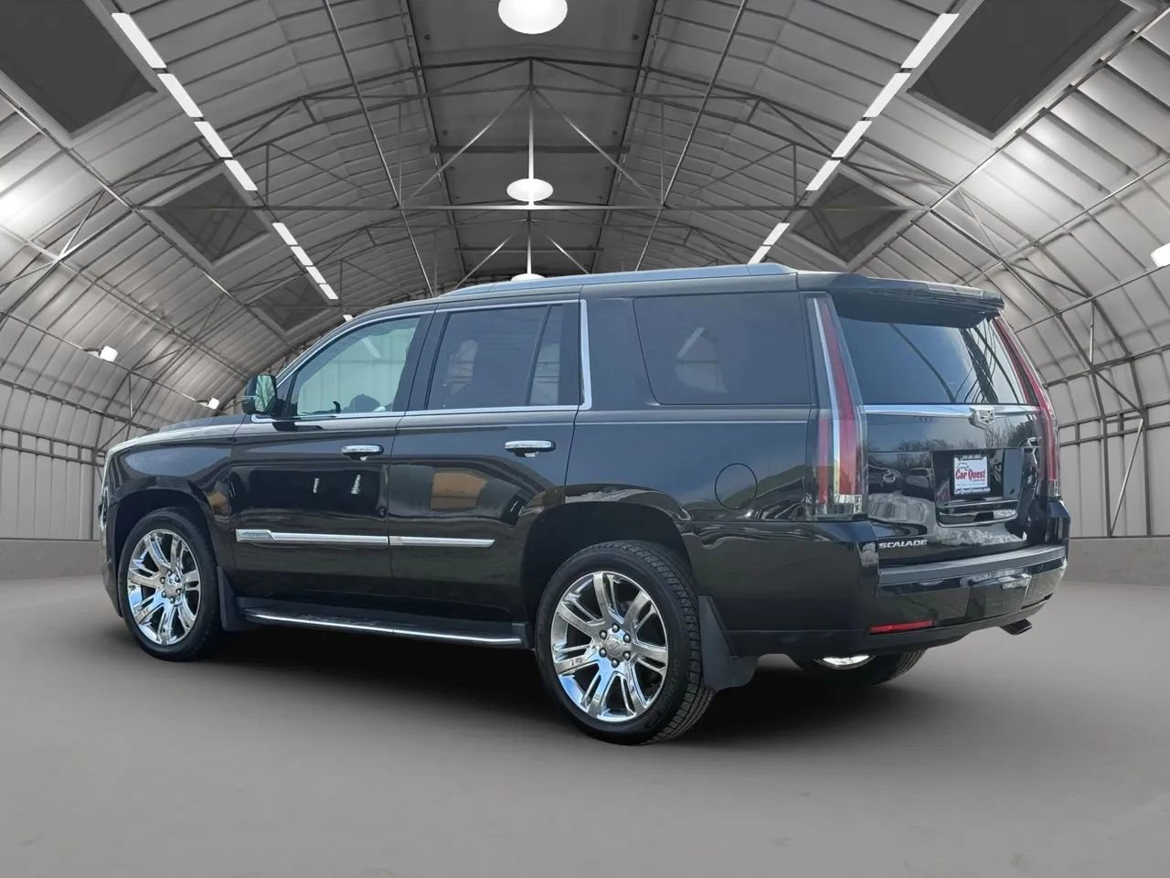 Used 2016 Cadillac Escalade Luxury image 4