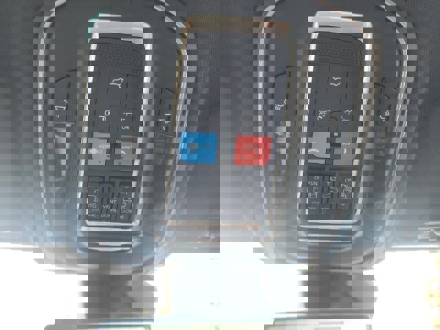 New 2025 Jeep Grand Cherokee Limited w/ Luxury Tech Group II image 12