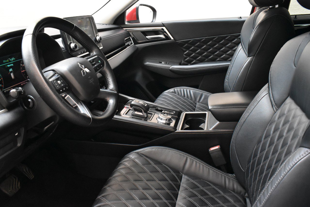 Used 2022 Mitsubishi Outlander SEL image 15