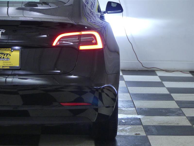 Used 2019 Tesla Model 3 Standard Range Plus image 26