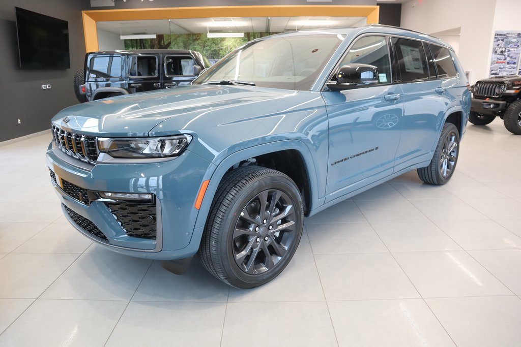 New 2026 Jeep Grand Cherokee L Limited image 8
