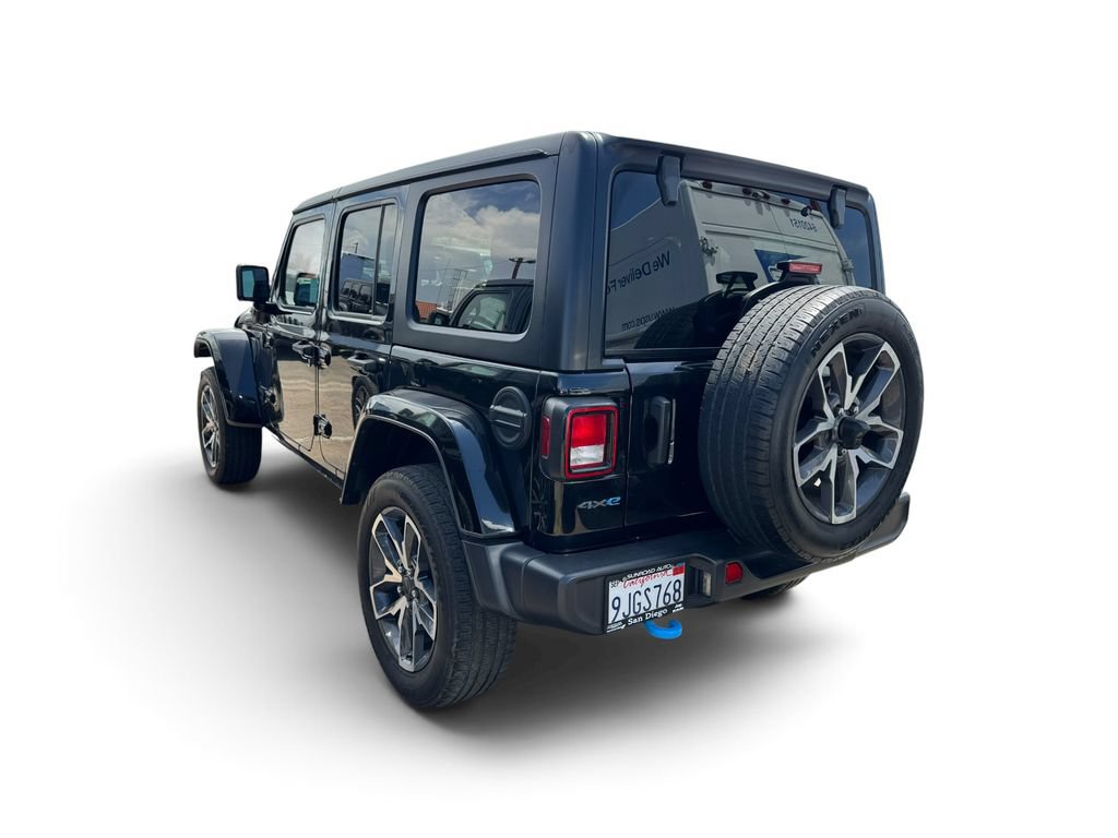 Used 2024 Jeep Wrangler Unlimited AWD/4WD image 13