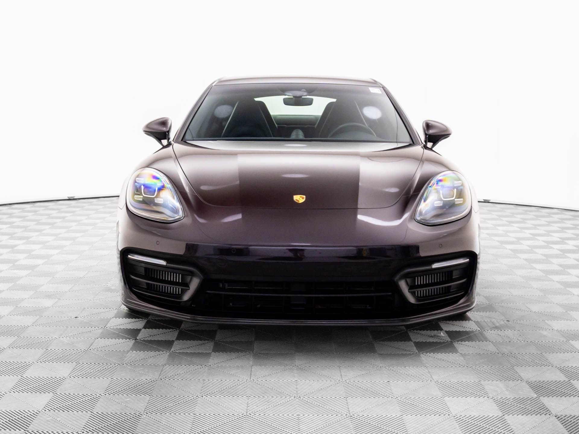 Used 2022 Porsche Panamera 4S image 9