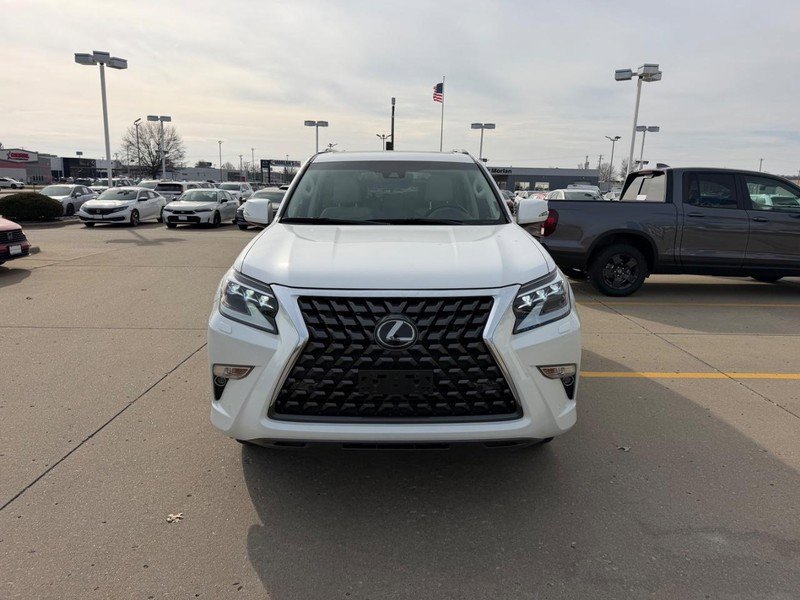 Used 2020 Lexus GX 460 Premium w/ Premium Package image 7