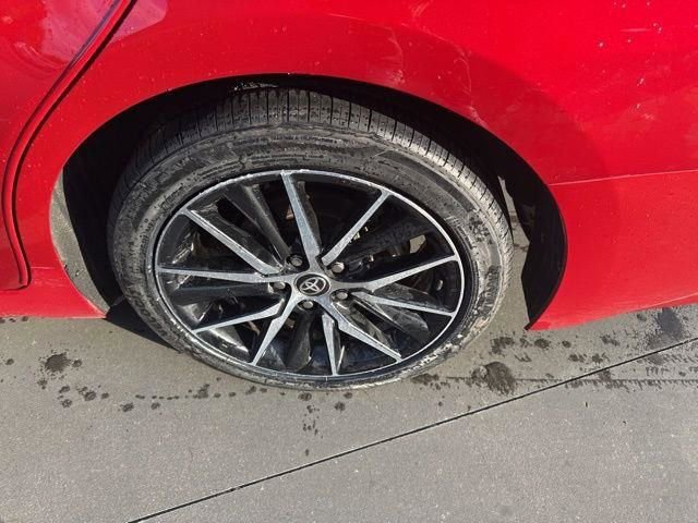 Used 2021 Toyota Camry SE image 16