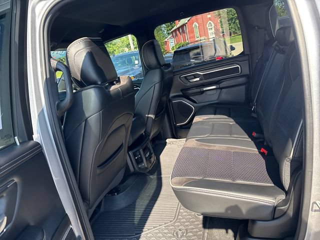 Used 2024 RAM 1500 Laramie AWD/4WD image 19
