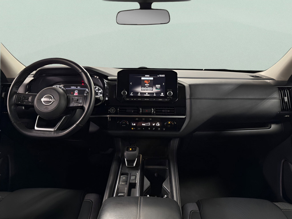 Used 2024 Nissan Pathfinder SV image 10