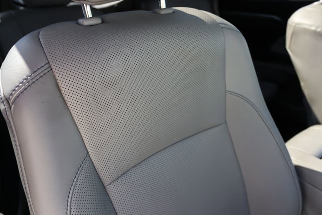 Used 2018 Toyota Highlander Limited Platinum image 60