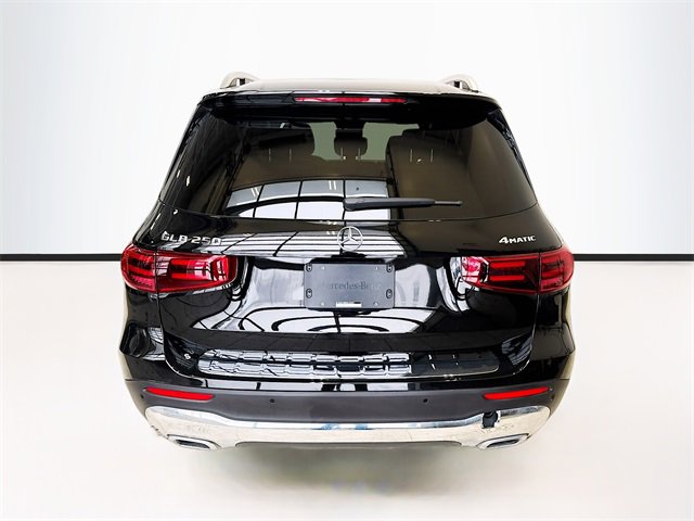 Certified 2025 Mercedes-Benz GLB 250 4MATIC image 6