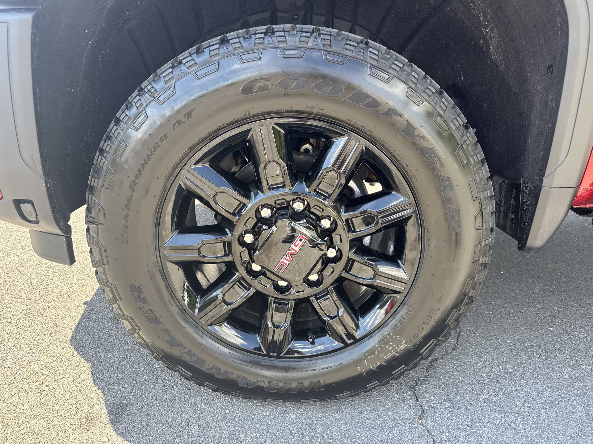 New 2026 GMC Sierra 2500 AT4 w/ AT4 Premium Plus Package AWD/4WD image 19