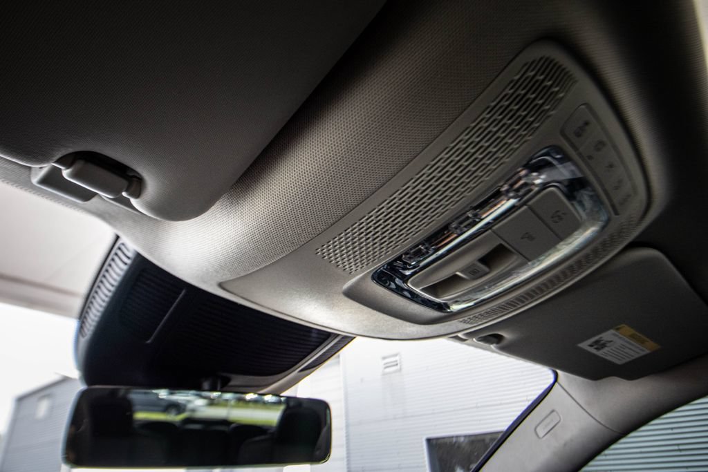 Used 2023 Mercedes-Benz GLS 580 4MATIC image 32
