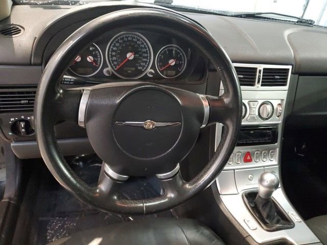 Used 2004 Chrysler Crossfire Base image 13