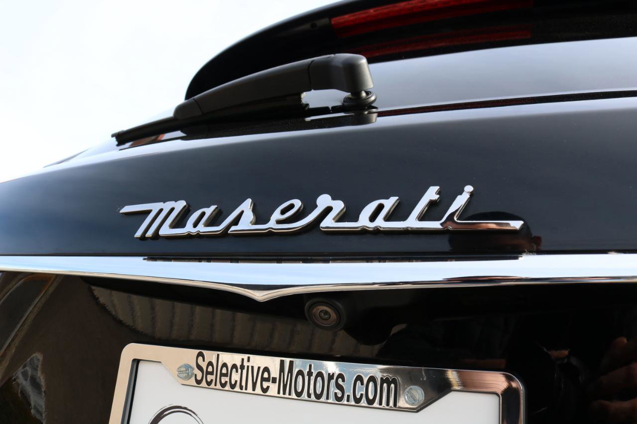 Used 2020 Maserati Levante image 19
