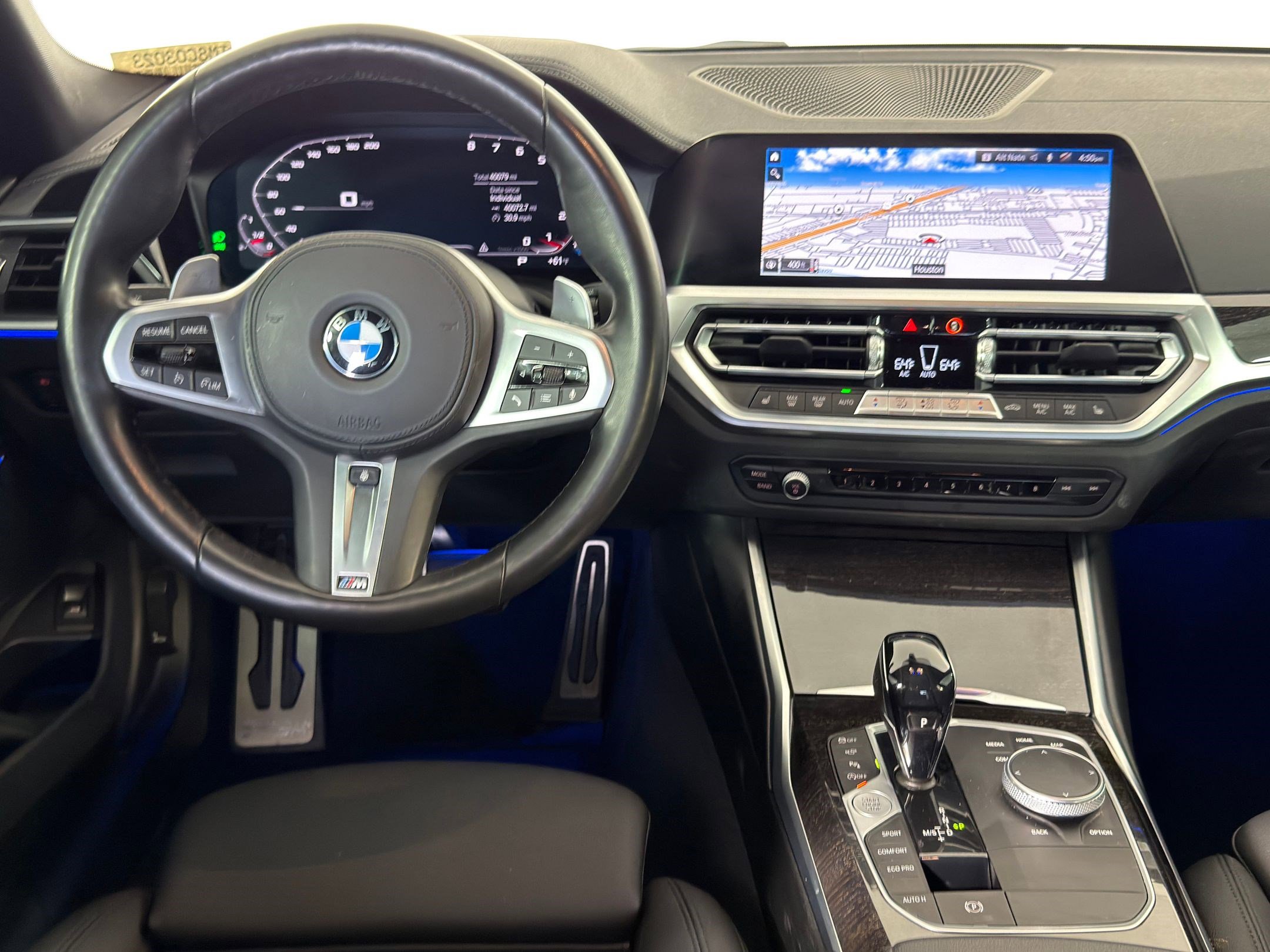 Used 2021 BMW 330i Sedan w/ M Sport Package image 4