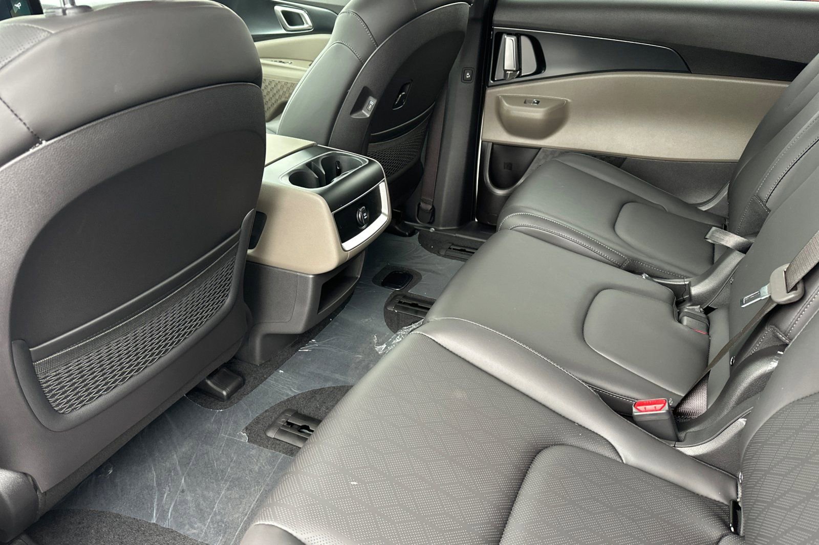 New 2026 Kia Carnival LXS image 12