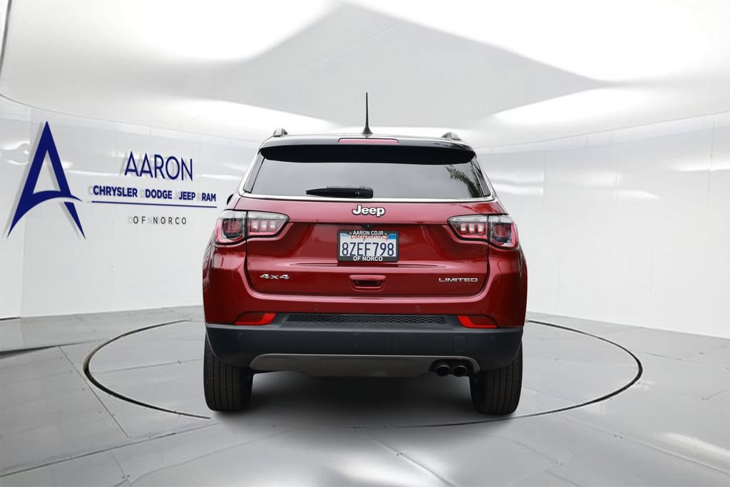 Used 2022 Jeep Compass Limited w/ Sun and Sound Group AWD/4WD image 3