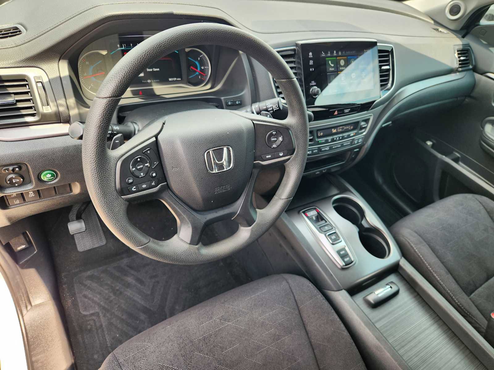 Used 2021 Honda Pilot EX image 2