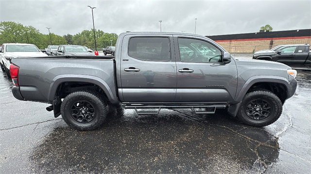Used 2022 Toyota Tacoma SR5 image 6