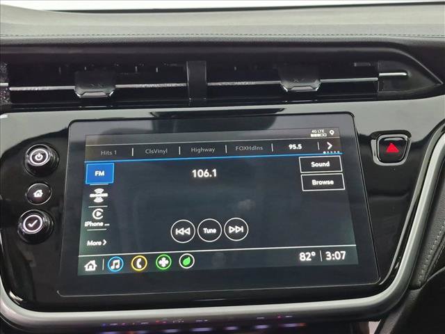 Used 2023 Chevrolet Bolt EUV LT w/ Convenience Package FWD image 17