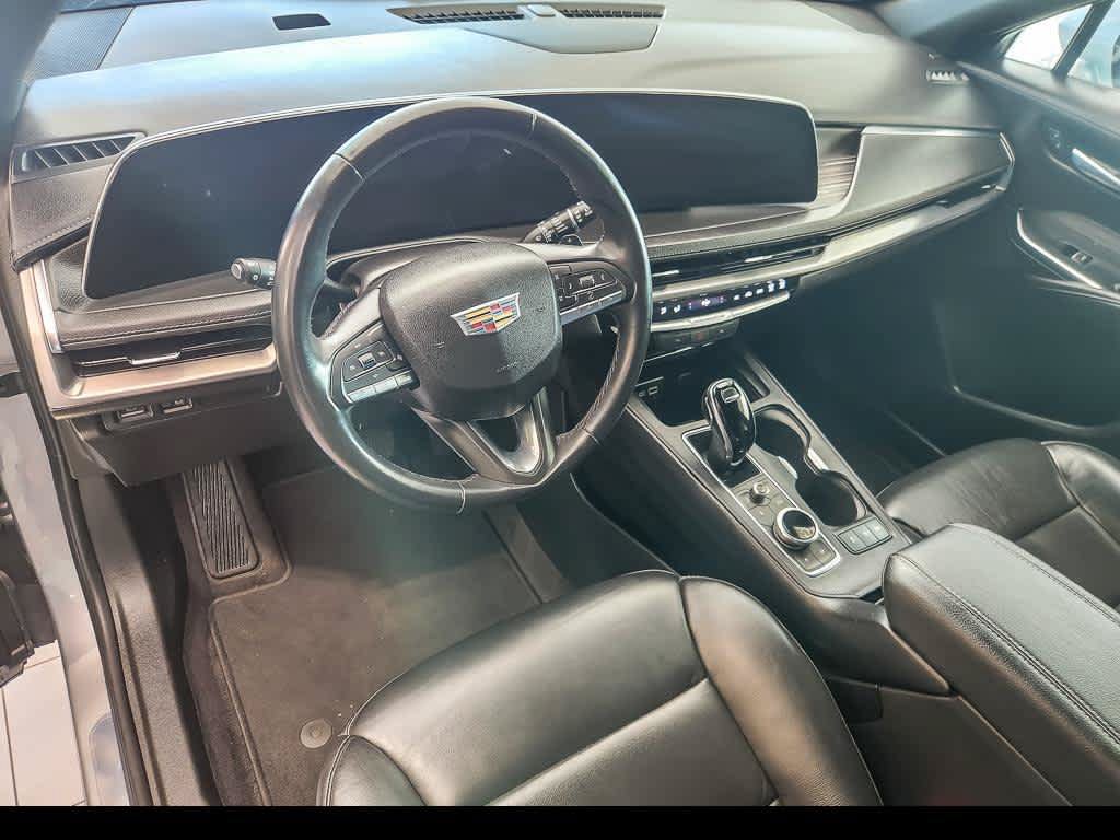 Used 2024 Cadillac XT4 Premium Luxury FWD image 12