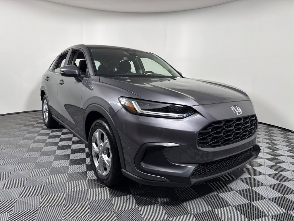 Used 2025 Honda HR-V LX image 9