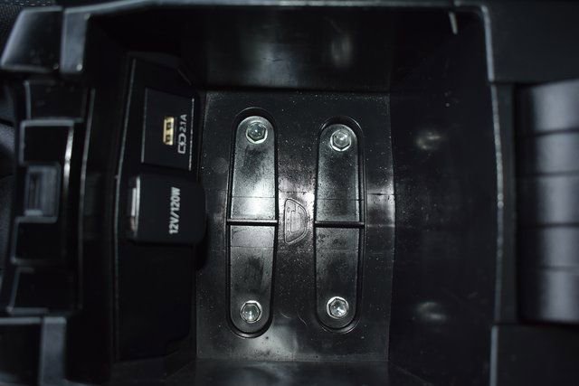 Used 2020 Toyota Corolla SE image 30