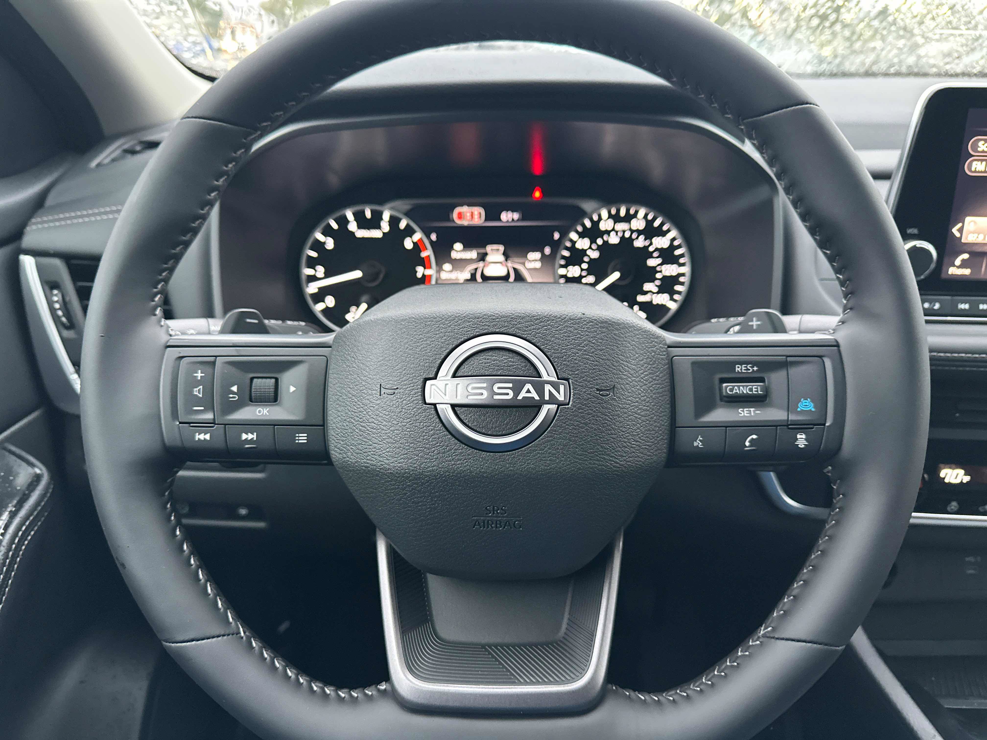 New 2027 Nissan Rogue SV AWD/4WD image 40