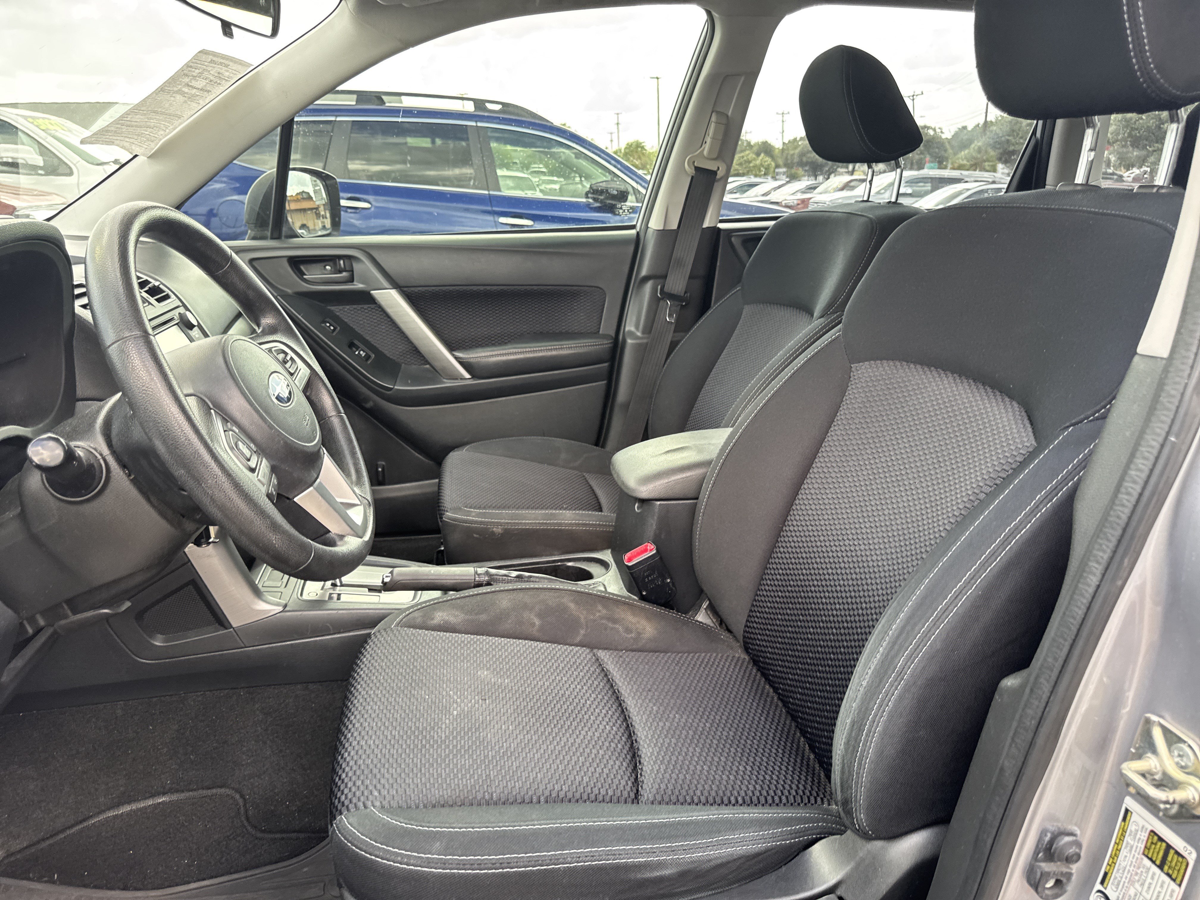 Used 2017 Subaru Forester 2.5i w/ Alloy Wheel Package AWD/4WD image 10