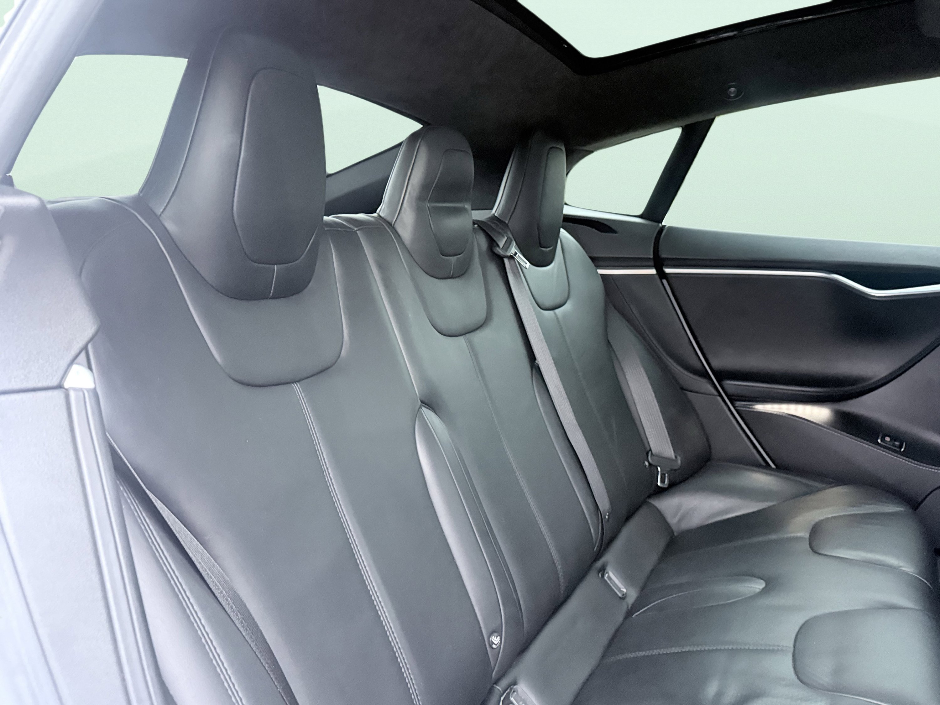 Used 2016 Tesla Model S 75D image 46