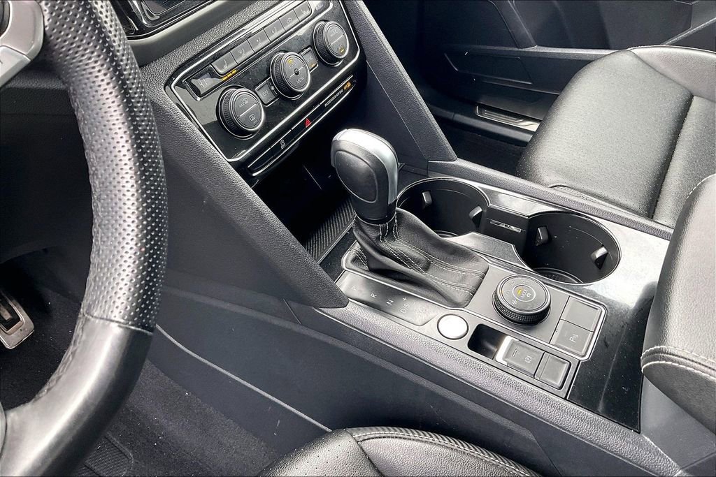 Used 2023 Volkswagen Atlas Cross Sport SEL R-Line image 17