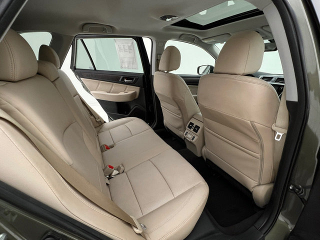 Used 2018 Subaru Outback 2.5i Limited AWD/4WD image 14