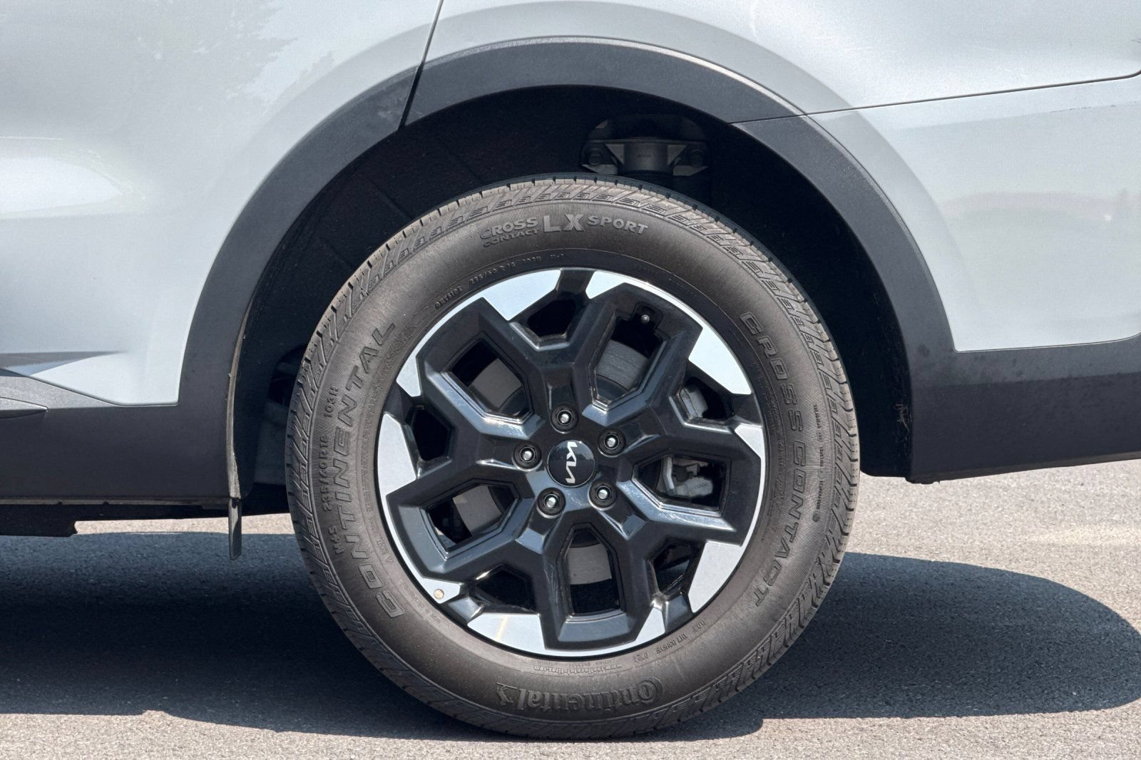 Used 2025 Kia Sorento S AWD/4WD image 28