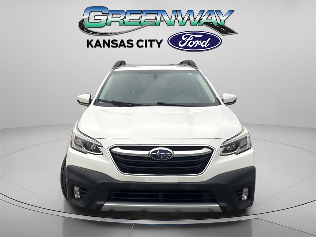 Used 2020 Subaru Outback Limited w/ Popular Package #2 image 2