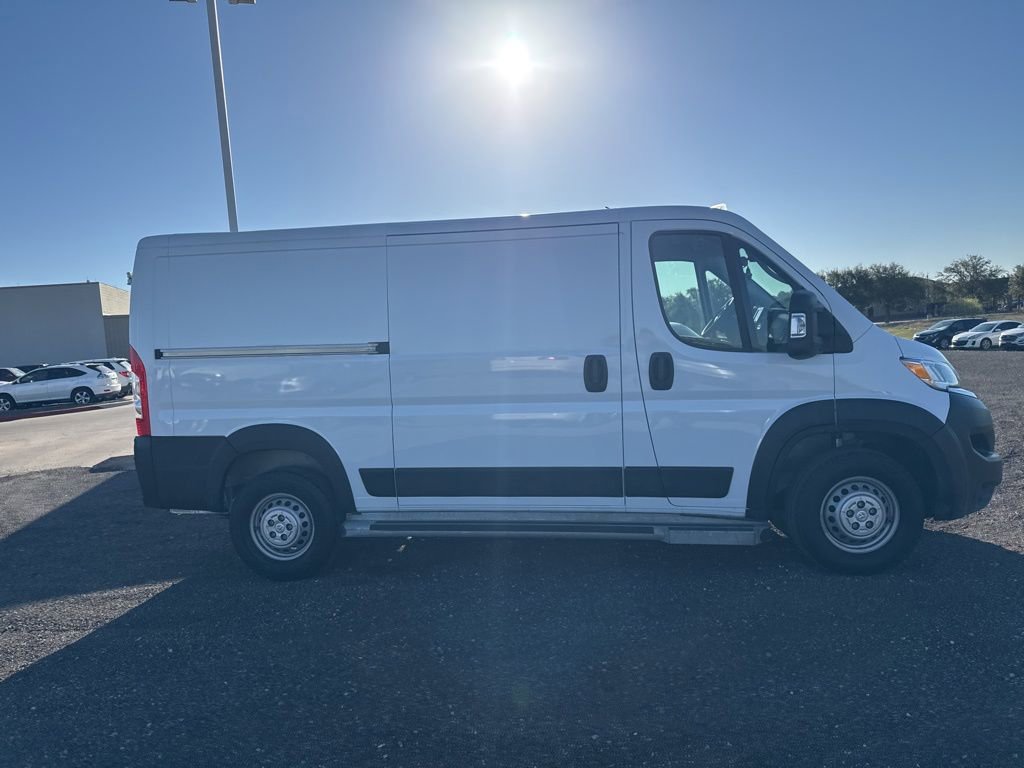 Used 2025 RAM ProMaster 2500 w/ U-Haul Equipment Group image 5