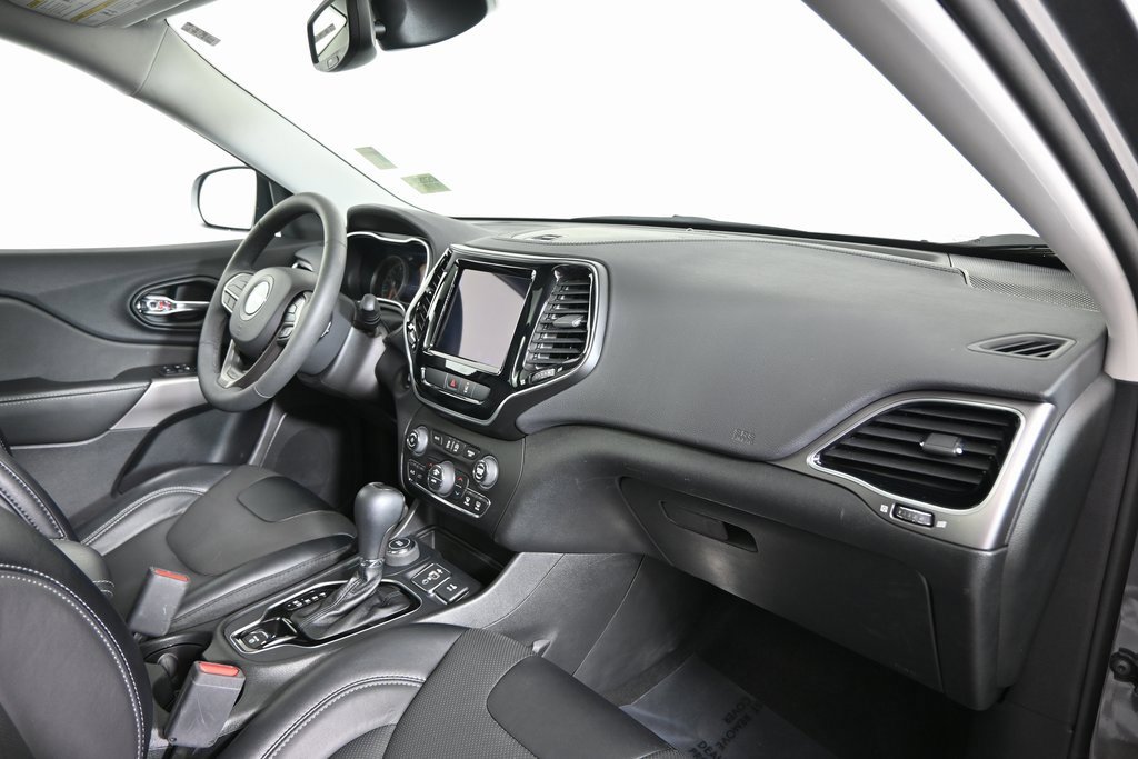 Used 2022 Jeep Cherokee Limited image 14