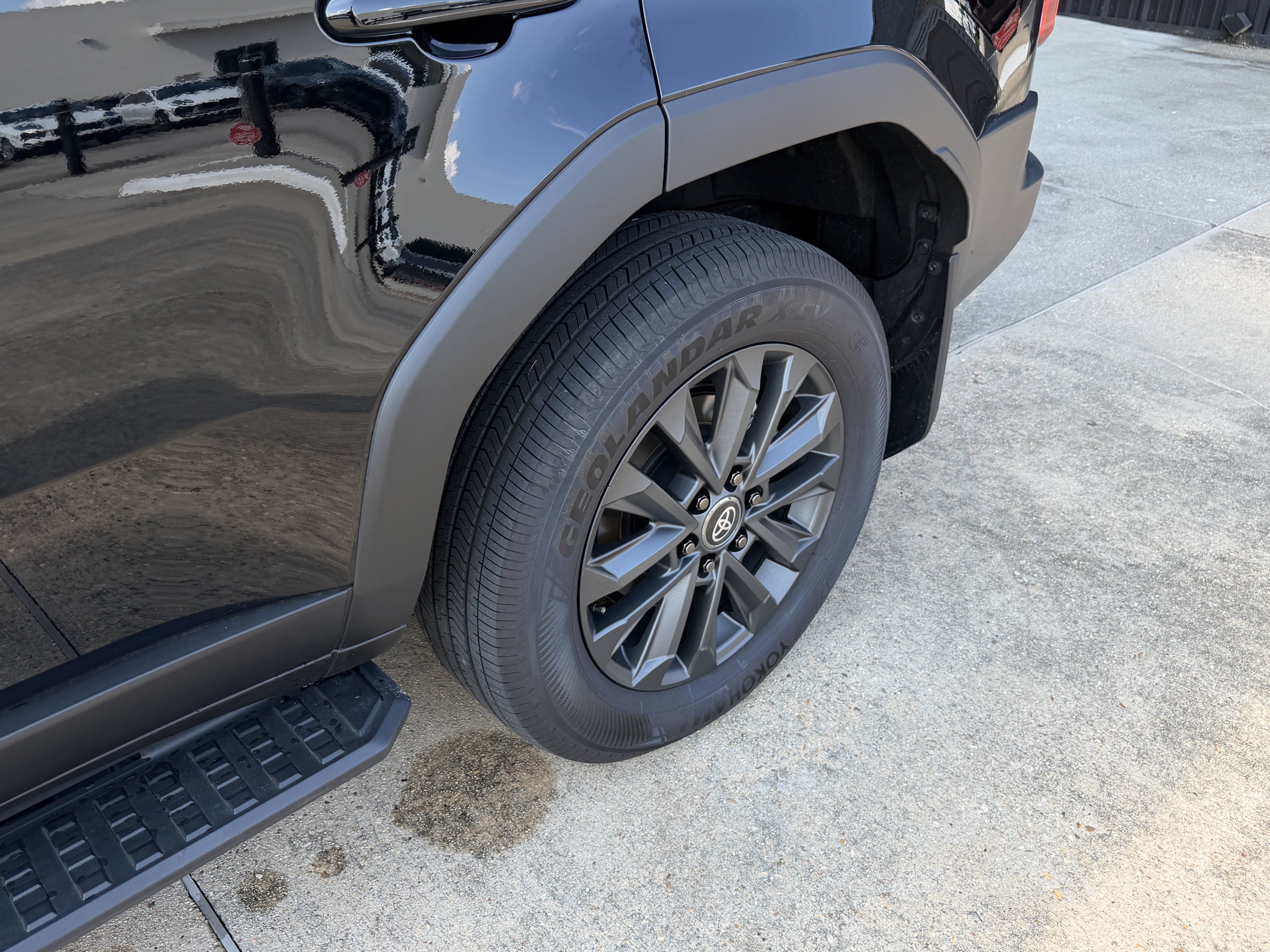 Used 2027 Toyota Land Cruiser w/ Premium Package AWD/4WD image 11