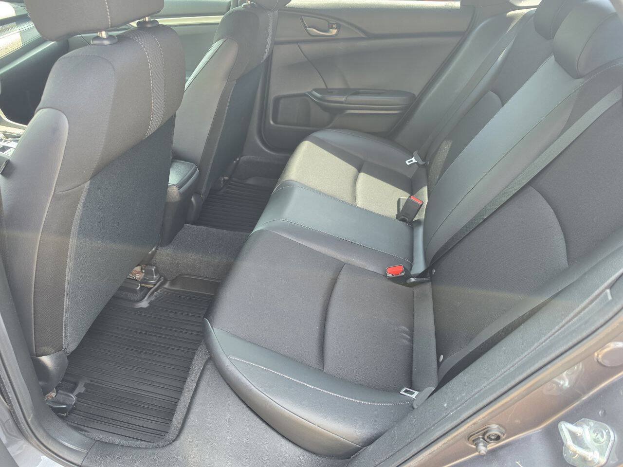 Used 2021 Honda Civic Sport image 9