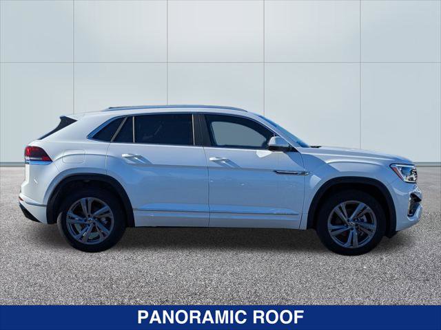 New 2024 Volkswagen Atlas Cross Sport SEL R-Line image 6