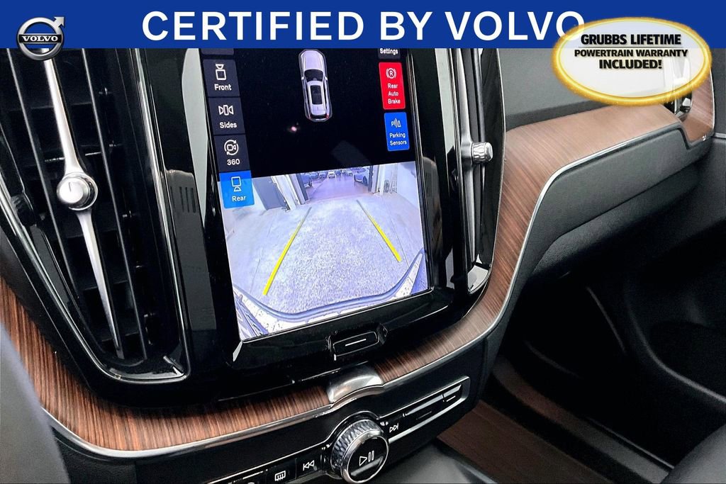Used 2023 Volvo XC60 B5 Plus w/ Climate Package image 30