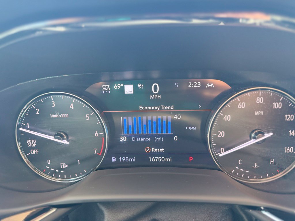 Used 2023 Buick Envision Avenir AWD/4WD image 13