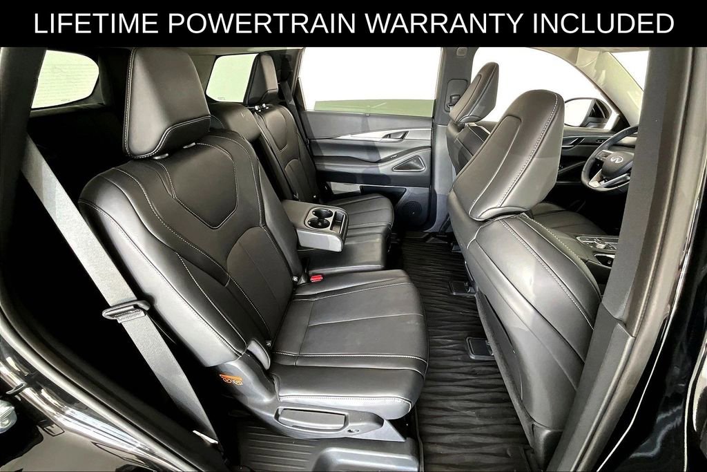 Certified 2026 INFINITI QX60 Luxe w/ Family Package FWD image 34