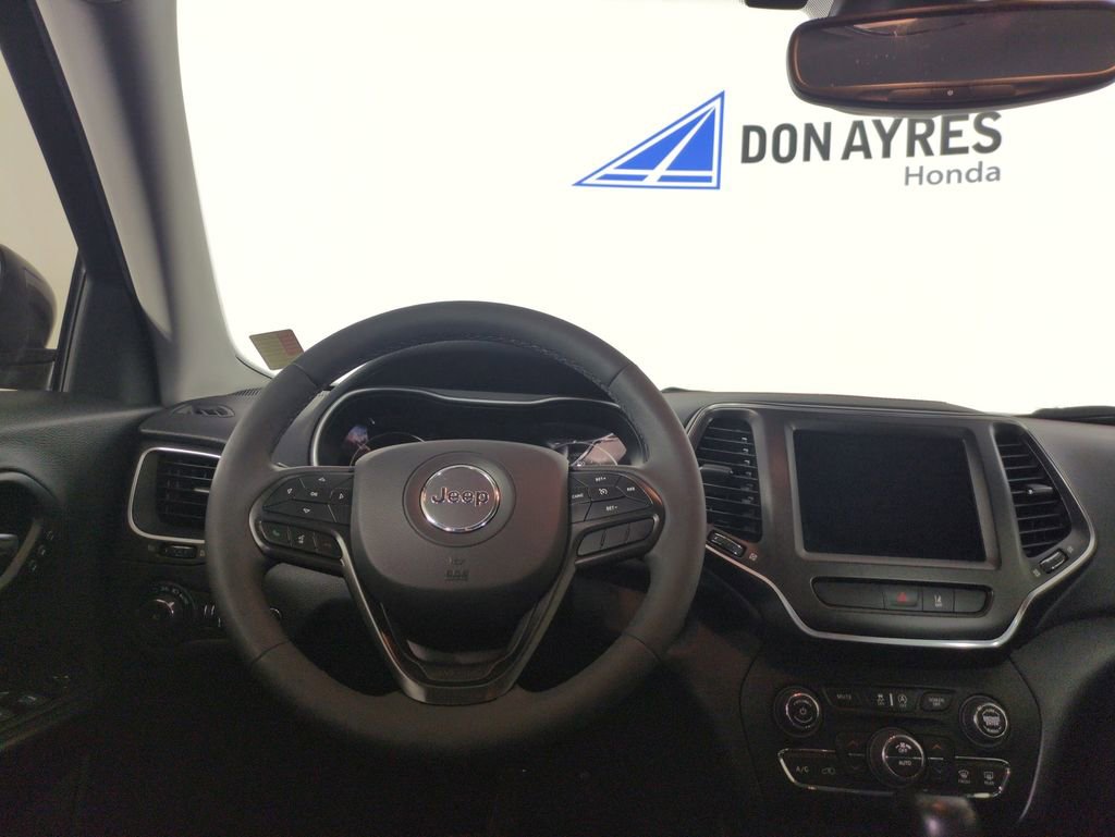 Used 2022 Jeep Cherokee Trailhawk w/ Premium Leather Package image 16