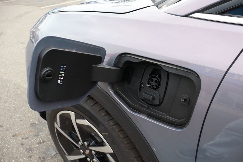 New 2026 Chevrolet Equinox EV LT image 8