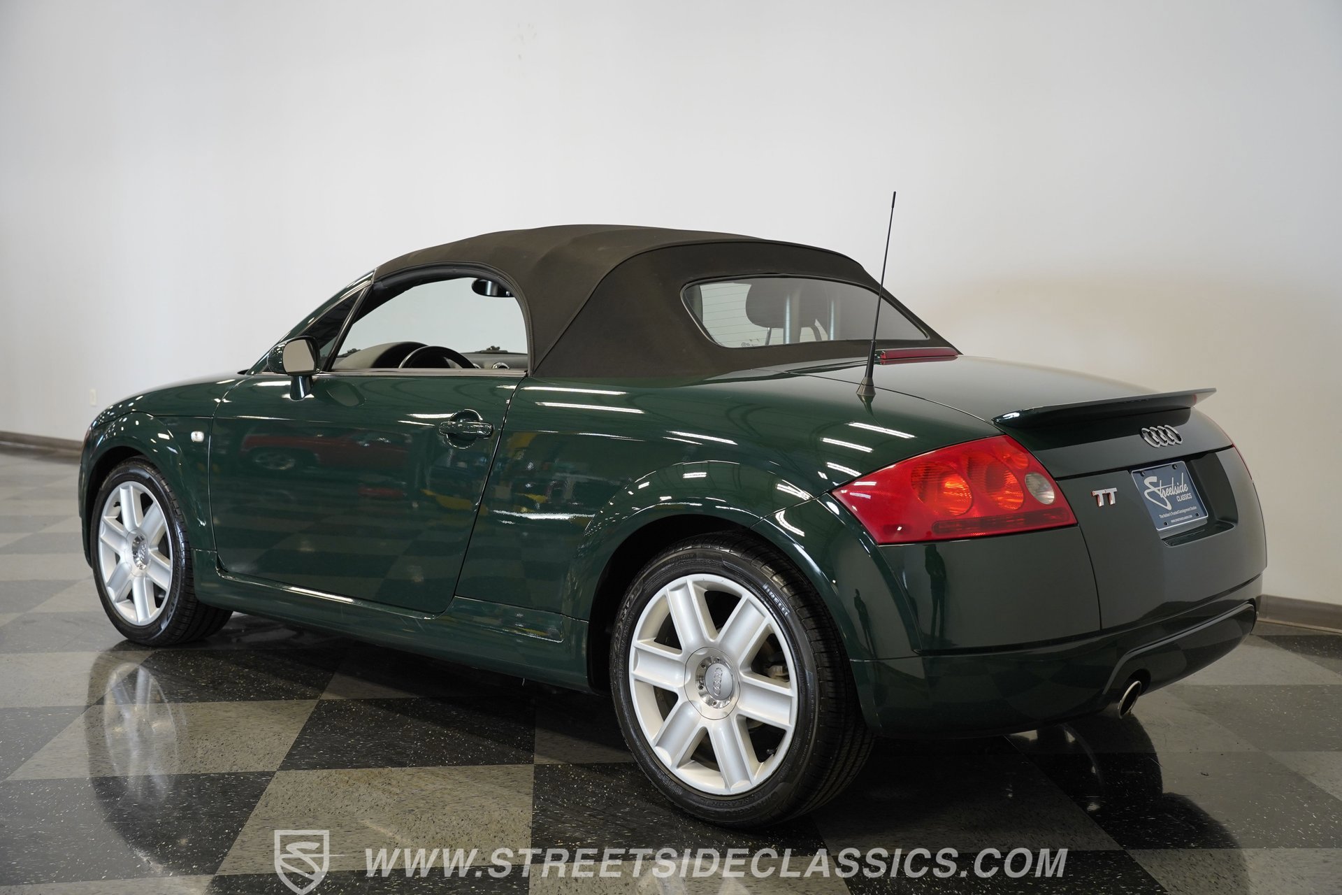 Used 2004 Audi TT 1.8T image 15