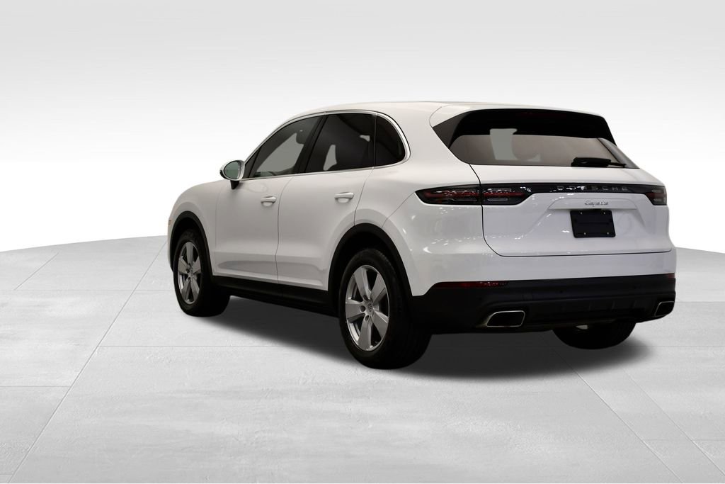 Used 2023 Porsche Cayenne image 3