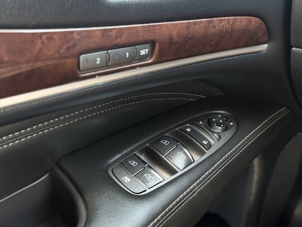 Used 2019 INFINITI QX60 Luxe w/ Sensory Package AWD/4WD image 25