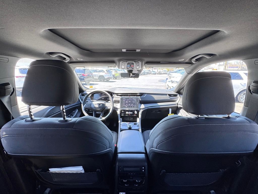 New 2026 Jeep Grand Cherokee L 4WD image 25