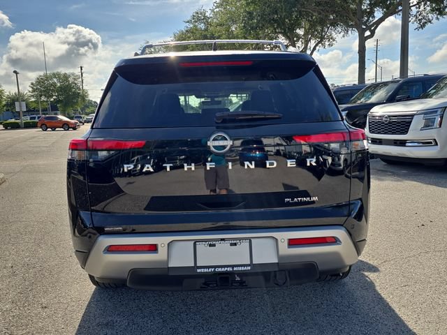 Certified 2025 Nissan Pathfinder Platinum w/ Cargo Package FWD image 7